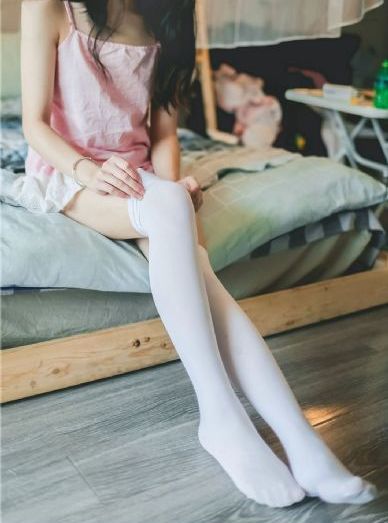 女人18毛片免费观看_超清免费高清观看